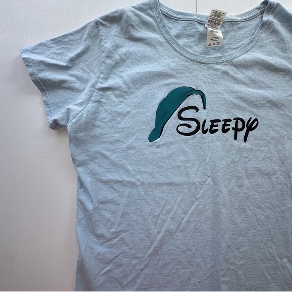 Gildan Tops - Disney theme Snow White Sleepy graphic print short sleeve tee shirt women’s‎ 2x